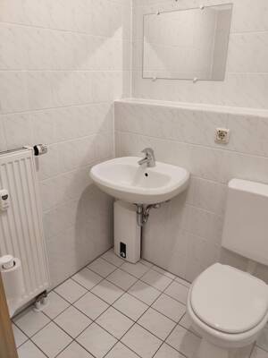 Alltagstaugliche, möblierte 1-Zimmer-Apartment in Nürnberg – 90409 Nürnberg – Vorschaubild 2