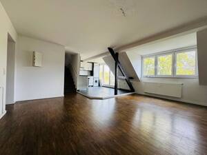MODERNE TRIFFT ALTBAU-CHARME! _ 4 RÄUME, 2 BÄDER, EINBAUKÜCHE U. DACHTERRASSE IM HERZEN DÜSSELDORFS! – 40476 Düsseldorf – Vorschaubild 3