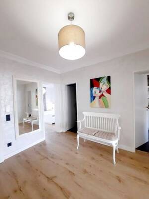 Top Wohnung / neues Vollbad/ EBK/ Fußbodenheizung/ 2 Balkone/ möbliert/ lichtdurchflutet/ frei ab 01.10.2026 – 22041 Hamburg – Vorschaubild 5