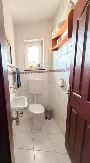 Attraktive Kapitalanlage nahe der Donau – Vermietete 3-Zimmer-Whg mit Balkon und Stellplatz – 89231 Neu-Ulm – Vorschaubild 9