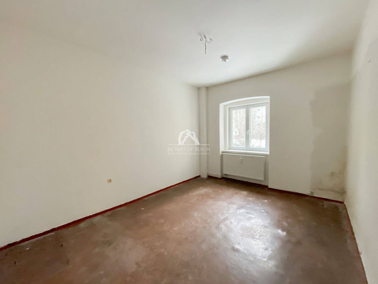 2 ZIMMER MIT SÜDWESTBALKON | HOCHPARTERRE | RENOVIERUNGSBEDARF | PRENZLAUER BERG | PROVISIONSFREI | – Berlin – Vorschaubild 2