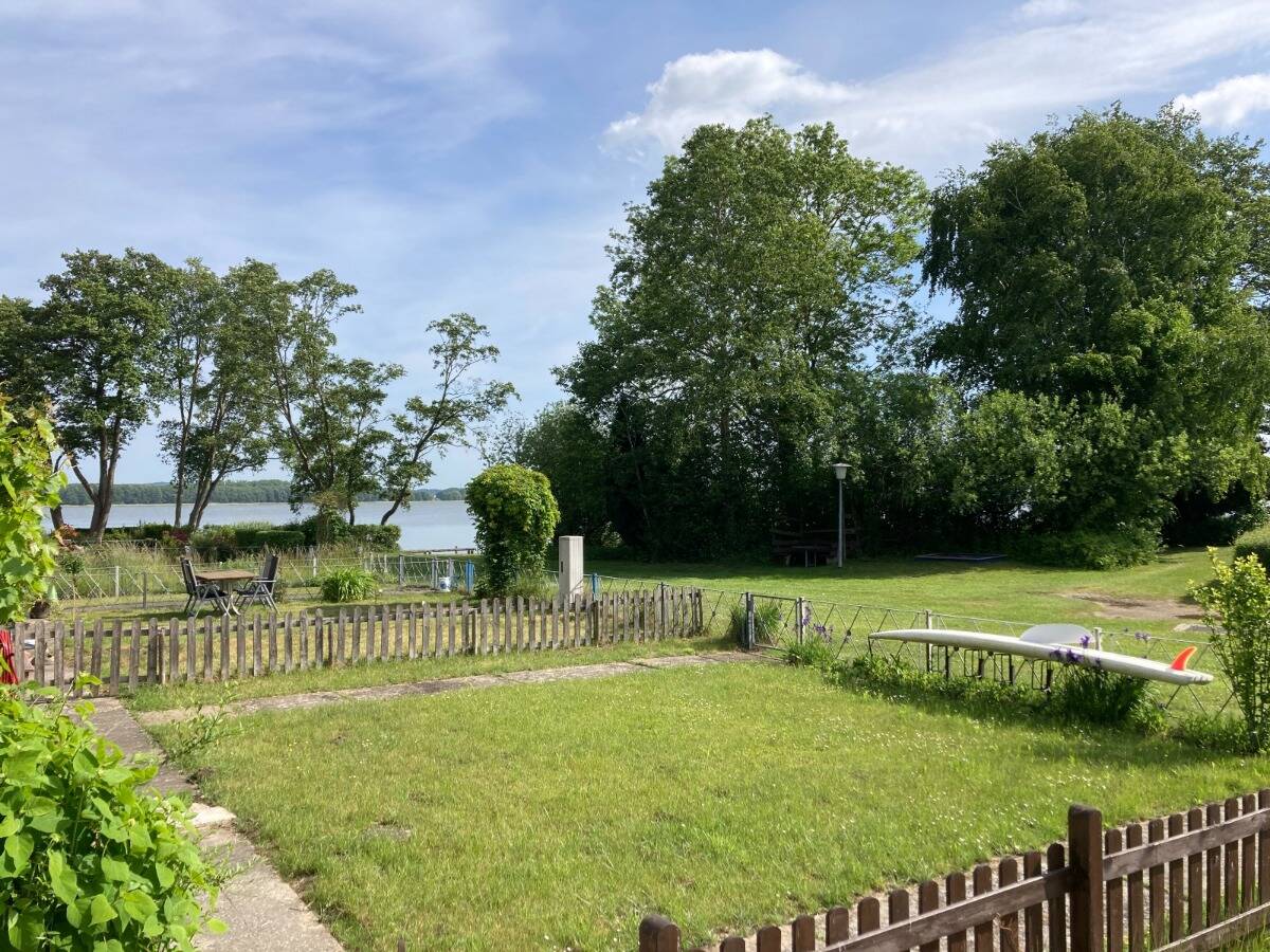 Reihenbootshaus auf Eigentumsland am Malchiner See - Stegliegeplatz..... – Dahmen – Bild 1 von 7