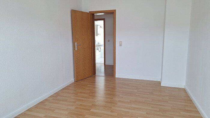 Dachgeschosswohnung inkl Einbauküche und Tageslichtbad – Chemnitz – Vorschaubild 8
