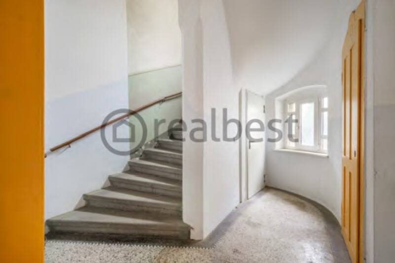 Mehrfamilienhaus im Jugendstil, zentrale Lage, teilvermietet mit Sanierungs-AfA – Döbeln – Vorschaubild 5