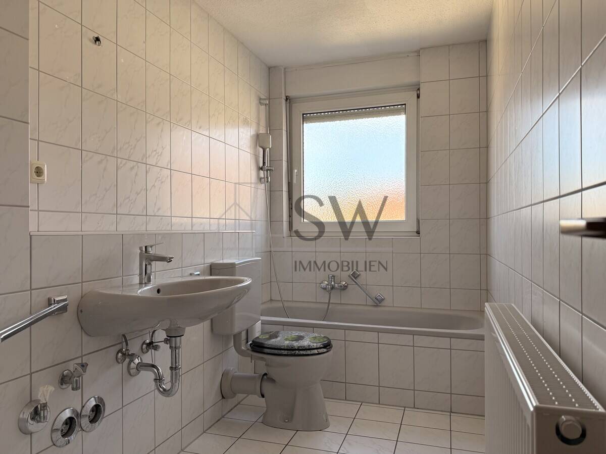 Lichtdurchflutete 2-Zimmer-Wohnung mit Aufzug & Duplex-Stellplatz in Nürnberg – Nürnberg – Vorschaubild 6