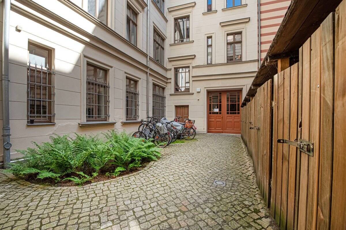 2-Zimmer-Altbauwohnung in sehr beliebter Lage von Berlin-Mitte - KAPITALANLAGE – Berlin – Vorschaubild 8