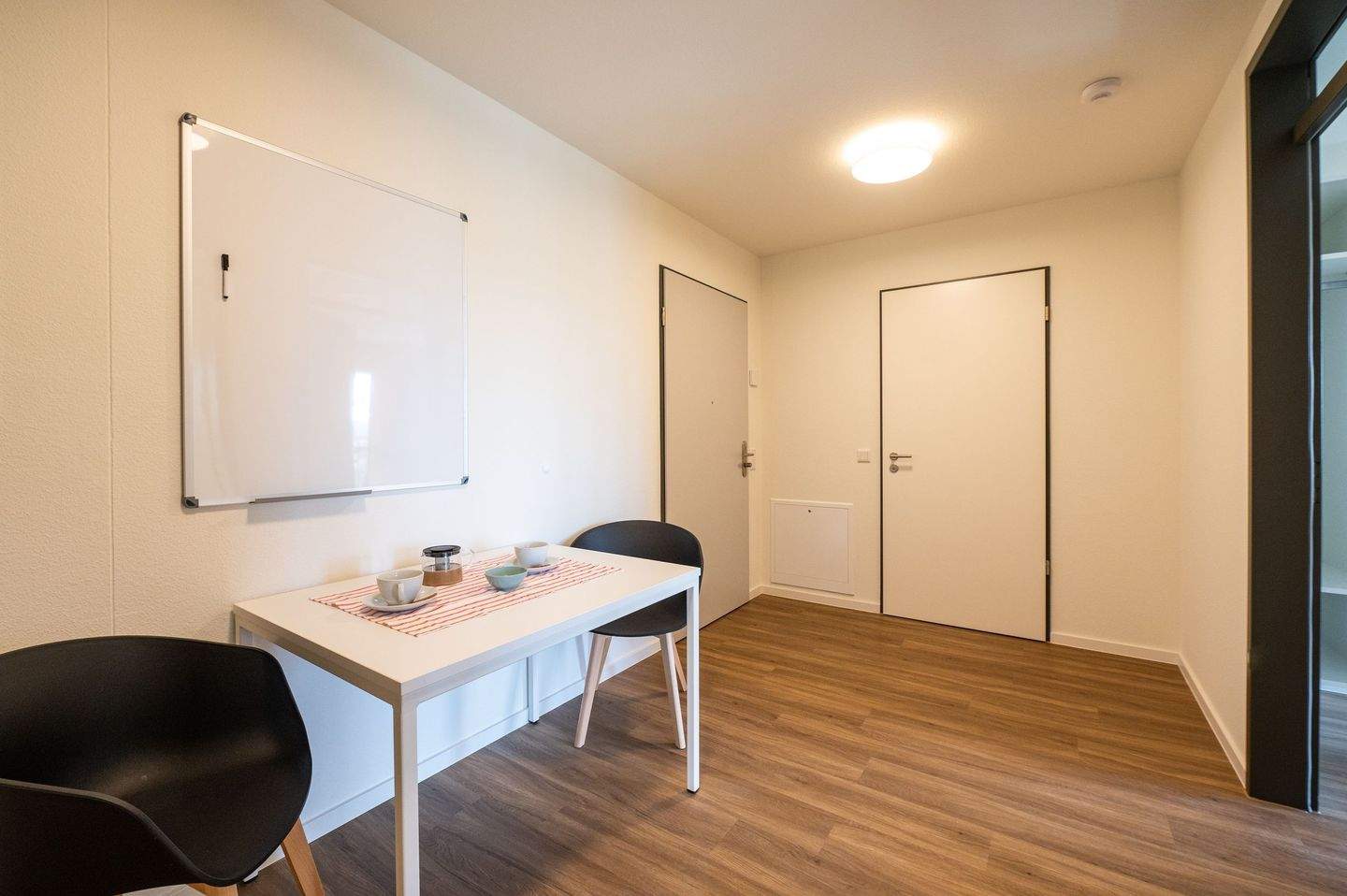 Voll möbliertes Studentenapp. mit Balkon, Duschbad und Küche in bester Lage am Lousberg. – Aachen – Vorschaubild 8