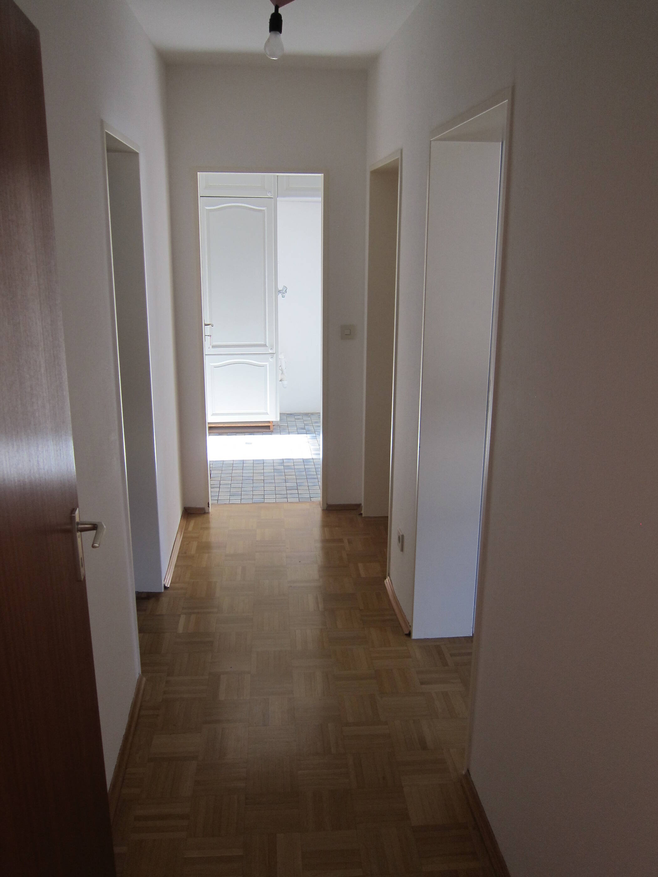 Sonnige ruhige 3-Zi. Wohnung an der Isar – München – Vorschaubild 4
