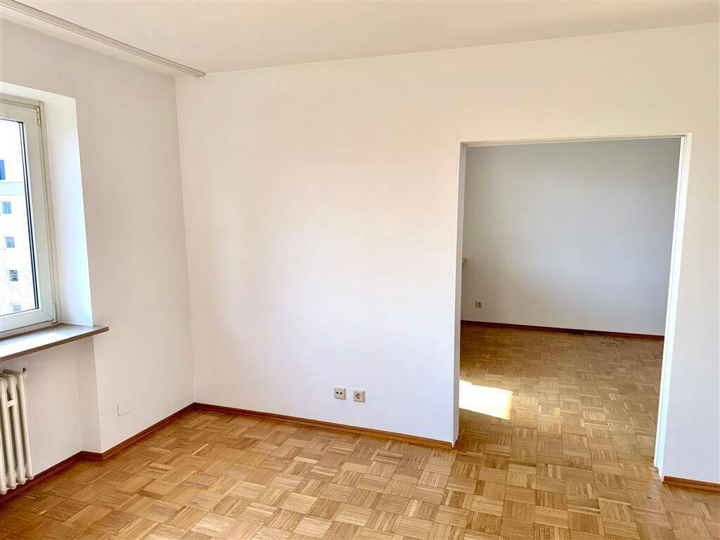 ... Eine Klasse für sich - Excellence through Passion - manche mögen's nice ... – Nürnberg – Vorschaubild 6