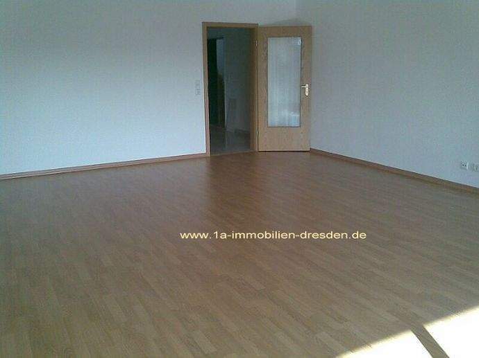 2 - Raumwohnung mit Balkon in Dresden-Gruna – Dresden – Vorschaubild 3