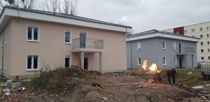 Müncheberg, EFH Villa,160qm Wohnfläche, 5 Zi, 300 m² Grund, Kamin, Sauna, EBK, Terrassen, Balkone, Luxusbau, – Müncheberg – Vorschaubild 5