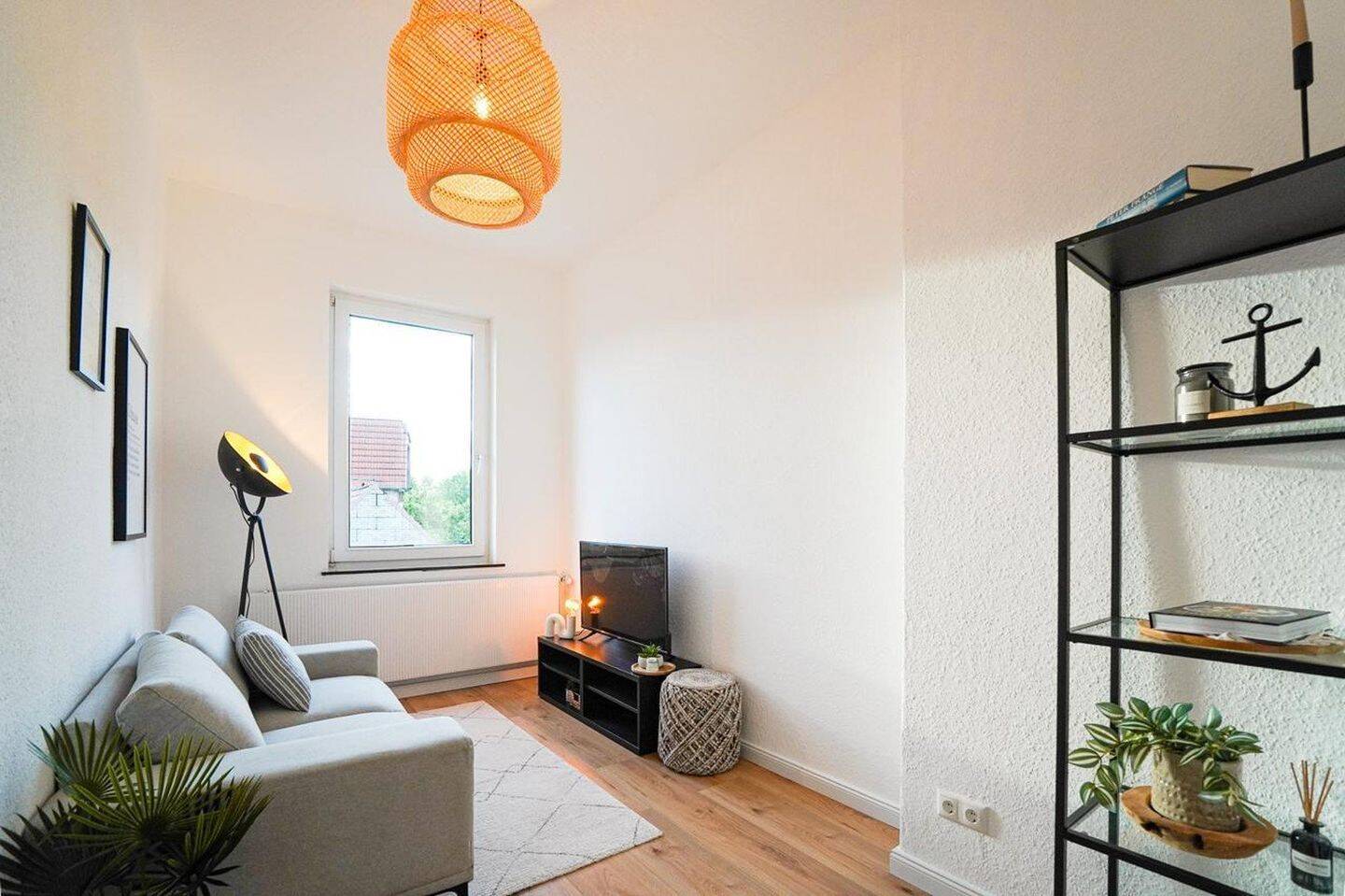 Helle, renovierte 3-Zimmer-Wohnung mit idealem Grundriss – Bremen – Vorschaubild 3