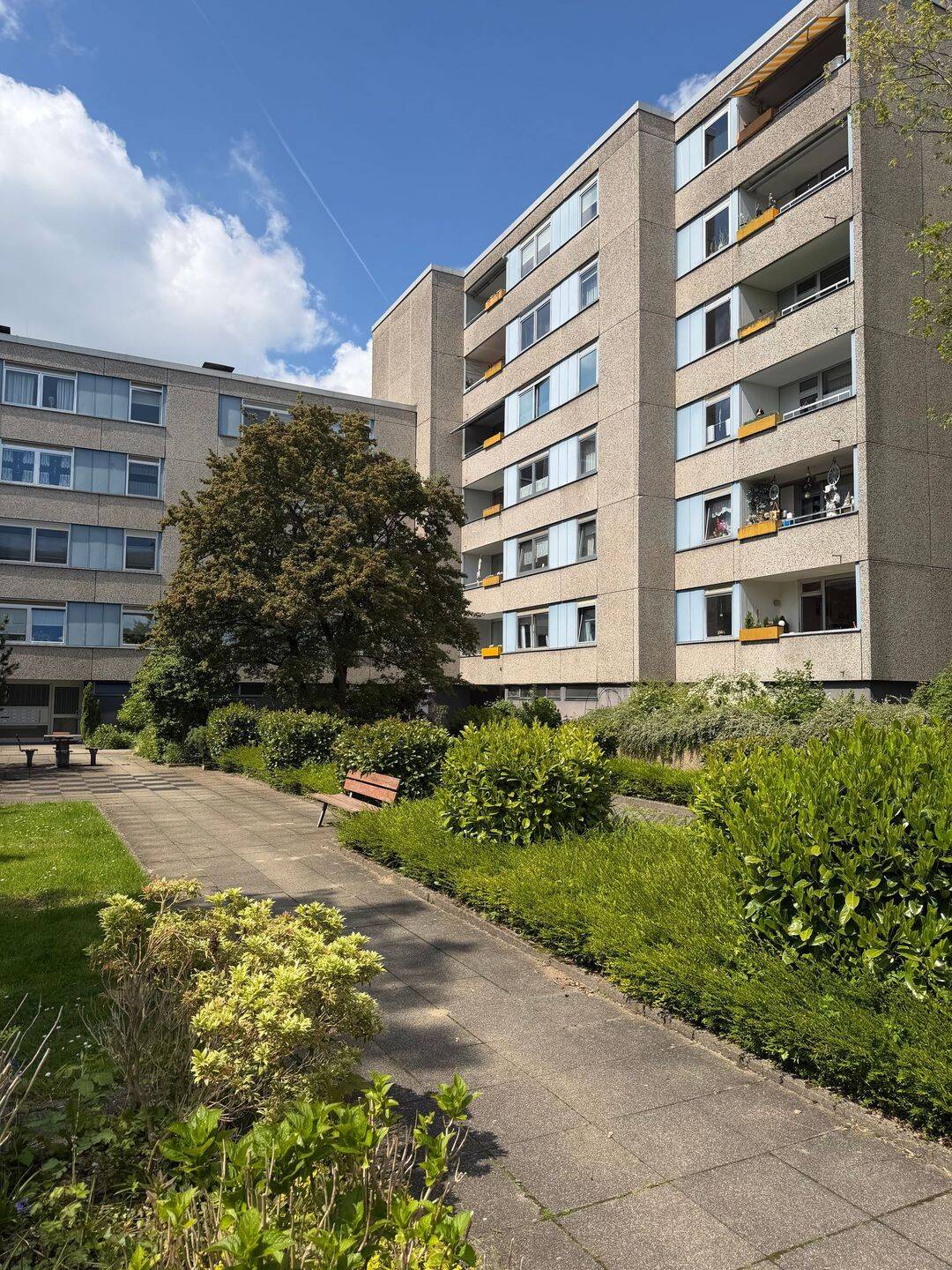 Helle 3-Zimmer-Wohnung mit Balkon in Bochum-Goyer Busch – Bochum – Vorschaubild 2