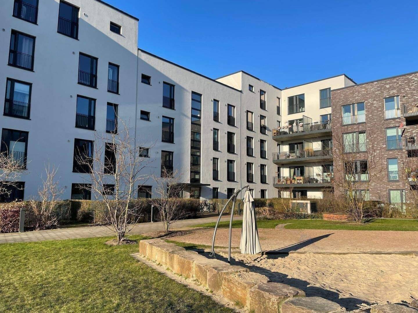 Echternach Immobilien: ... vollmöblierte 2 Zi.- Neubau- Penthouse-Wohnung in guter Lage! – Hamburg – Vorschaubild 2