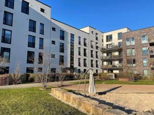 Echternach Immobilien: ... vollmöblierte 2 Zi.- Neubau- Penthouse-Wohnung in guter Lage! – 21035 Hamburg – Vorschaubild 2