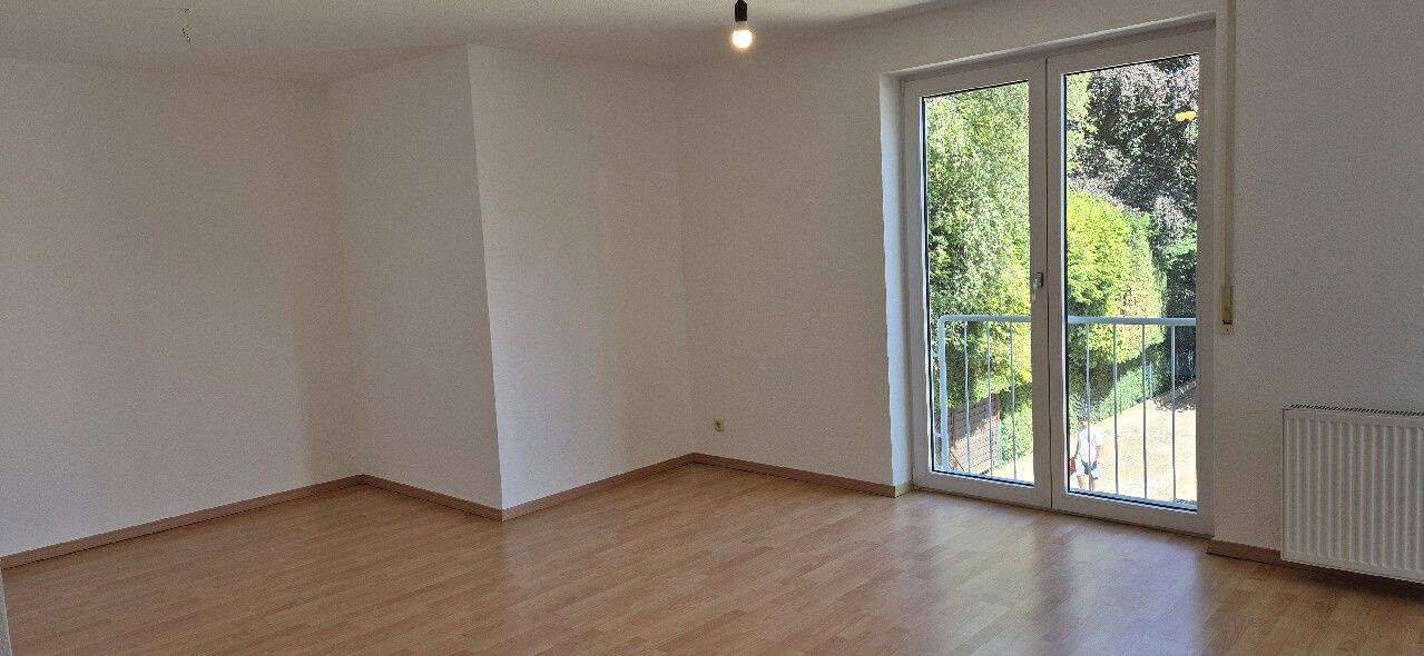 2-Zimmer-Wohnung mit geräumiger Küche und Balkon in Höhscheid!