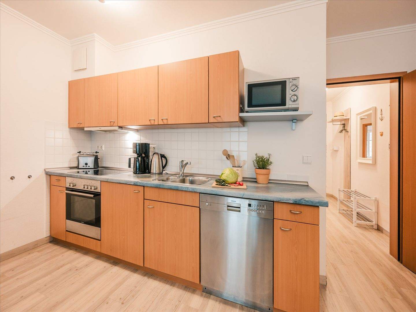 Neuwertiges, modernisiertes Komfort-Plus-Apartment - elegant am Parkrand, nahe dem Meer – Binz – Vorschaubild 8