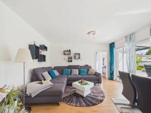 Vollständig renovierter Bungalow mit großzügiger Gartenlandschaft sofort Bezugsbereit – 12524 Berlin – Vorschaubild 5