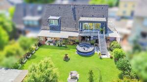 Familientraum in Köln-Höhenhaus mit ca. 214 m² Wohnfläche und großem Garten