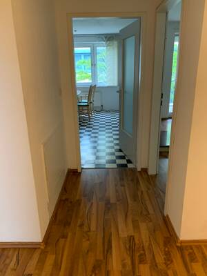 2-Zimmer-Wohnung mit Loggia in Kassel Zentrum – 34117 Kassel – Vorschaubild 2