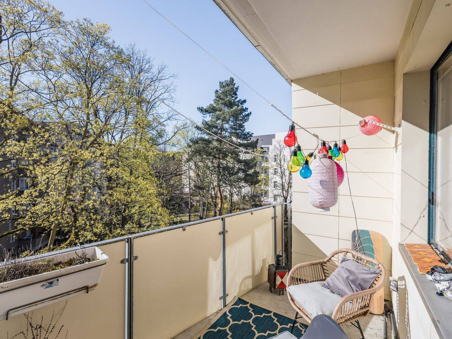 Modernisierte 3-Zimmer-Wohnung mit Südbalkon in ruhiger Lage in Berlin-Westend – Berlin – Vorschaubild 2