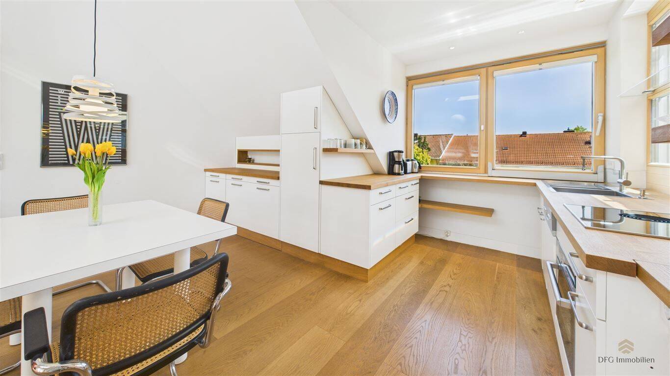 Stilvoll wohnen über den Dächern - vollmöblierte Design-Dachgeschosswohnung mit Dachterrasse und Klimaanlage – München – Vorschaubild 6