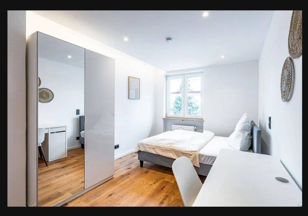 Perfekt für 3 Freunde: Möblierte Wohnung mit Balkon in München – München – Vorschaubild 6