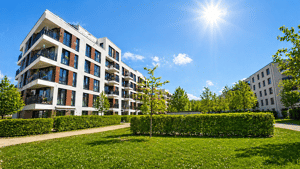Exklusive 3-Zimmer-Wohnung mit Süd/West-Balkon, EBK, 2 Bädern & Tiefgarage in München-Nymphenburg – 80634 München – Vorschaubild 2