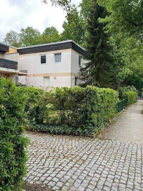 Vermietete, sehr nette 1,5 Zi-Whg mit großem Balkon und Garage