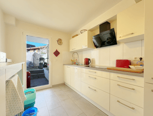 Findorff / Attraktive 2-Zimmer-Erdgeschosswohnung mit großzügigem Garten – 28215 Bremen – Vorschaubild 2