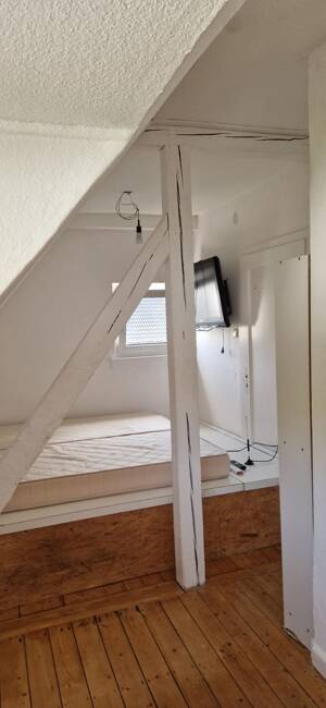 2 Zimmer Wohnung an Einzelperson zu vermieten. – 65207 Wiesbaden – Vorschaubild 9