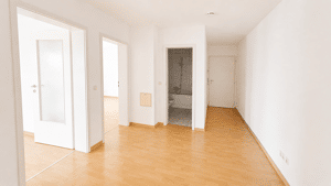 Gemütliche 2-Zimmer-Wohnung mit Balkon, Aufzug und Tiefgaragenstellplatz in Dresden-Löbtau – 1159 Dresden – Vorschaubild 5