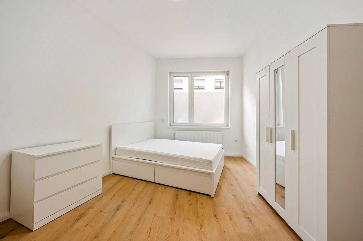 Möblierte neuwertige WG-Zimmer in Mannheim Schwetzinger Vorstadt – Mannheim – Vorschaubild 4
