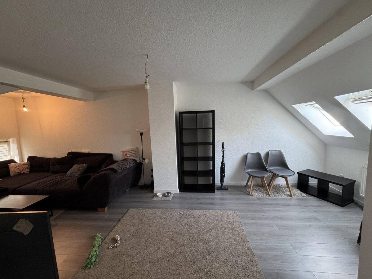 Gepflegte 2,5 Zimmer Wohnung mit eigenem Garten – 47179 Duisburg – Bild 1 von 8