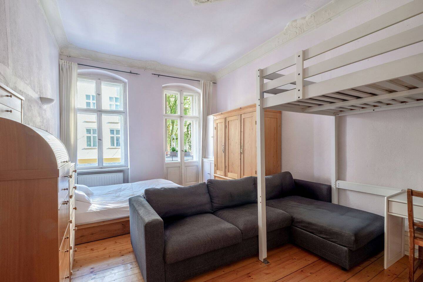 Altbau-Klassiker mit historischem Stuck und drei Balkonen im Winskiez – Berlin – Vorschaubild 6