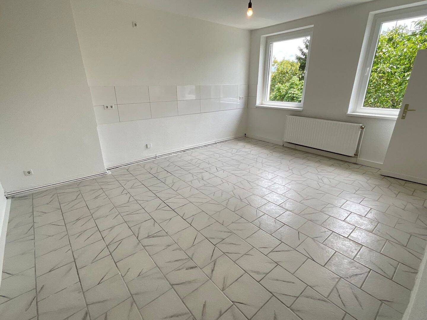 Frisch renovierte 3 Zimmerwohnung mit eigenem Garten – Krefeld – Vorschaubild 7