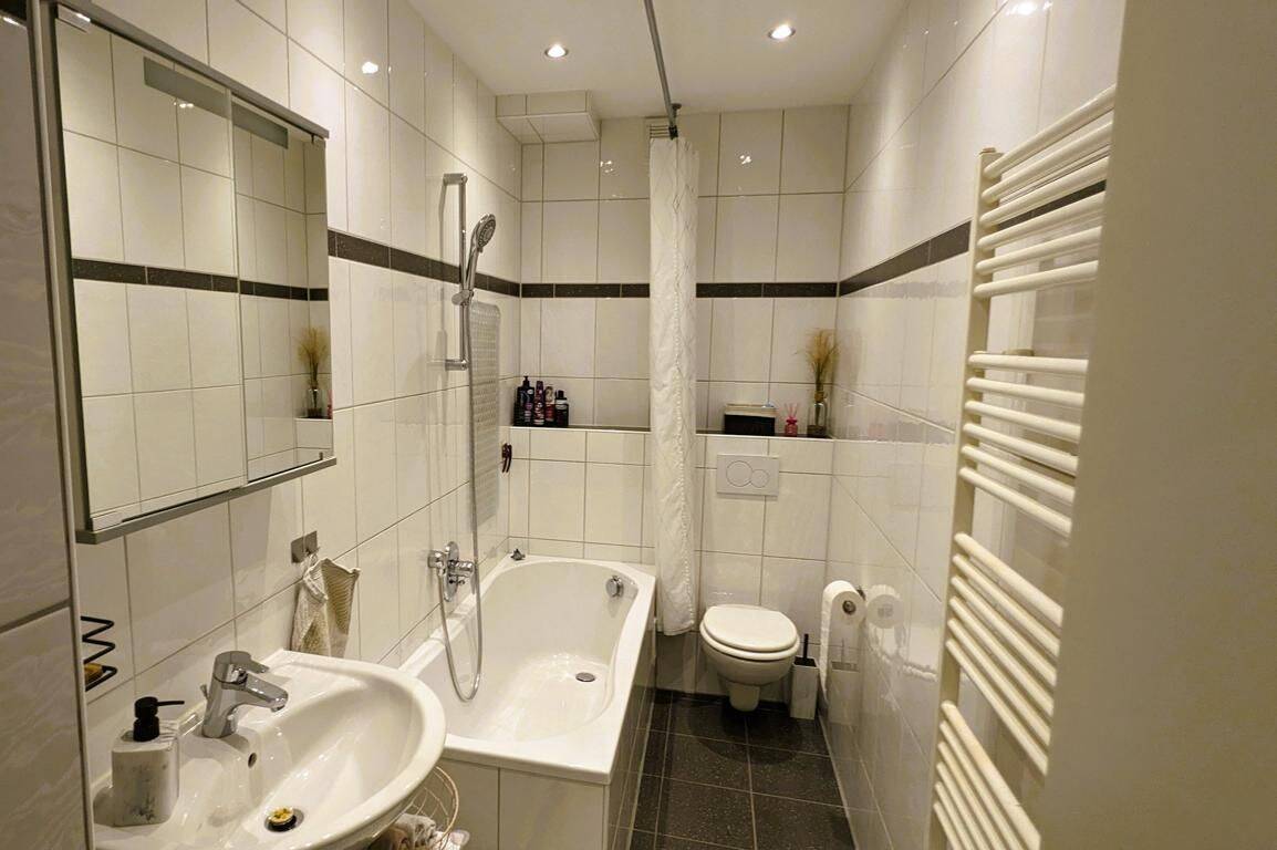 2.0.2.6: Nbg Gleisshammer - Tullnau, gepflegte helle 3-Zi-Whg. (1.OG Aufzug), ca. 65m², Einbauküche, Balkon, Rollläden – Nürnberg – Vorschaubild 8