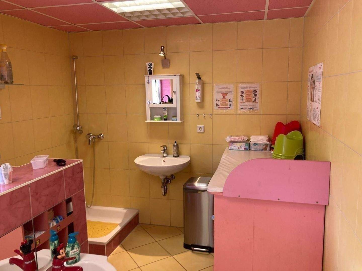 Attraktiver Bungalow mit großzügigem Grundriss in bester zentraler Lage – Bützow – Vorschaubild 6