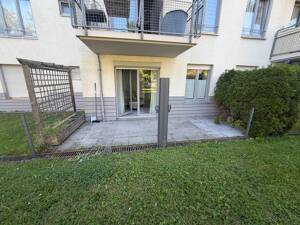 Möblierte Wohnung mit Terrasse