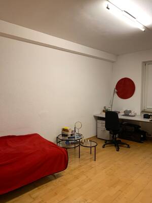 Fast eine eigene Wohnung! – 60322 Frankfurt am Main – Vorschaubild 2