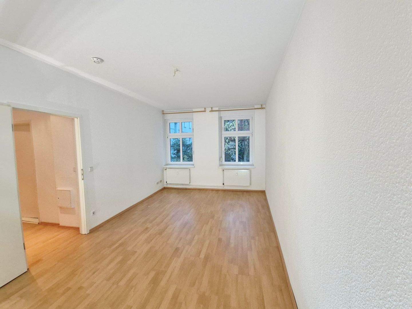 Charmanter Wohntraum im Altbau – Berlin – Vorschaubild 3