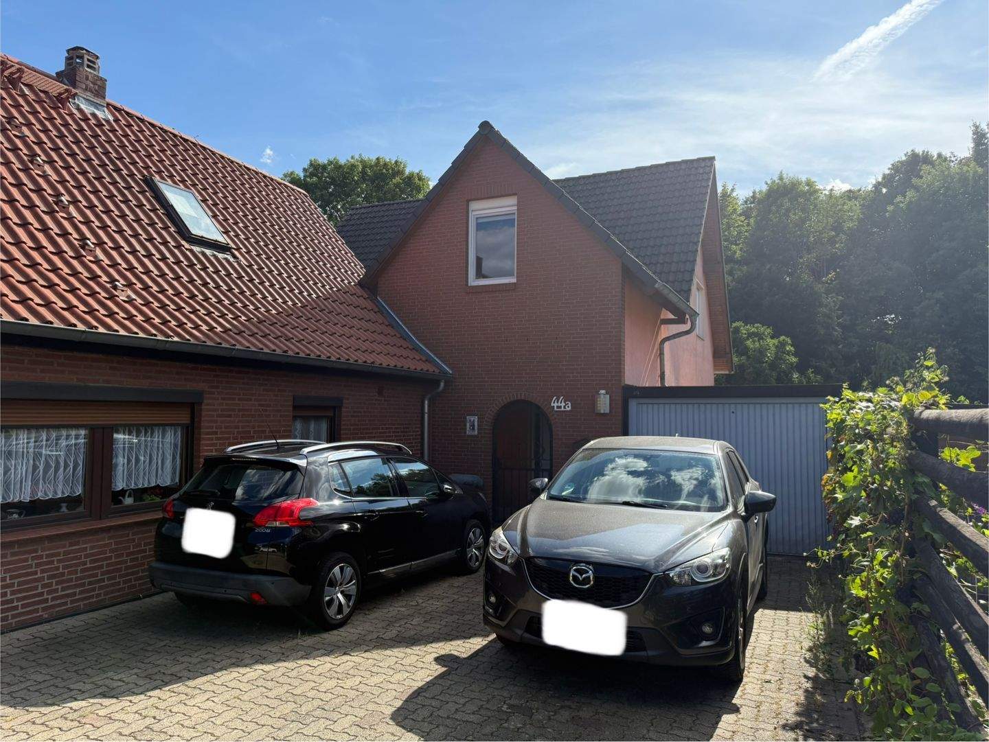 Direkt einziehen & wohlfühlen - Modernisiertes Haus aus 2003 mit Sauna und Garage – Salzgitter – Bild 1 von 9