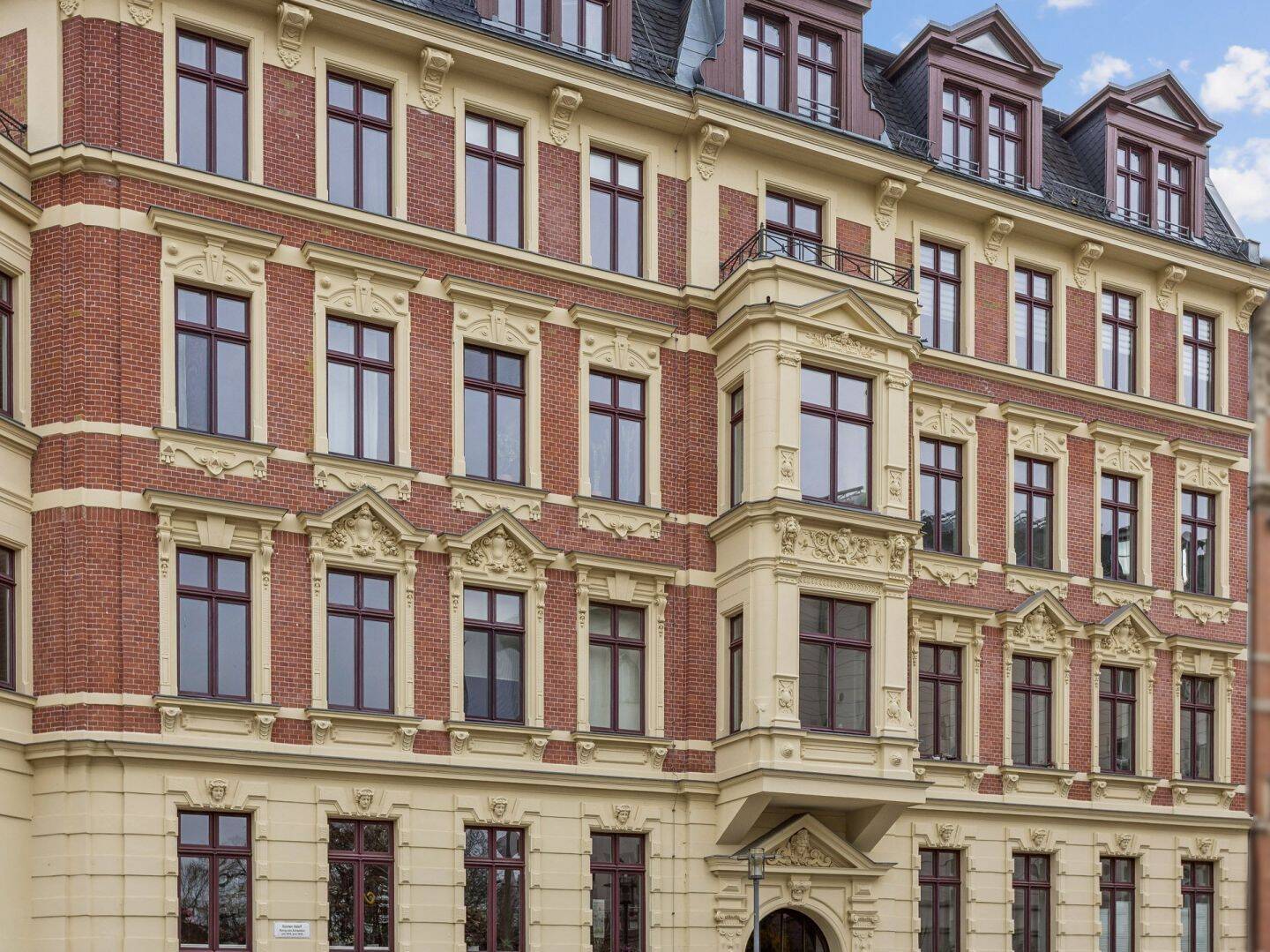 Charmante 2-Zimmer-Wohnung in denkmalgeschütztem Altbau in Leipzig Zentrum-Nordwest – Leipzig – Vorschaubild 2