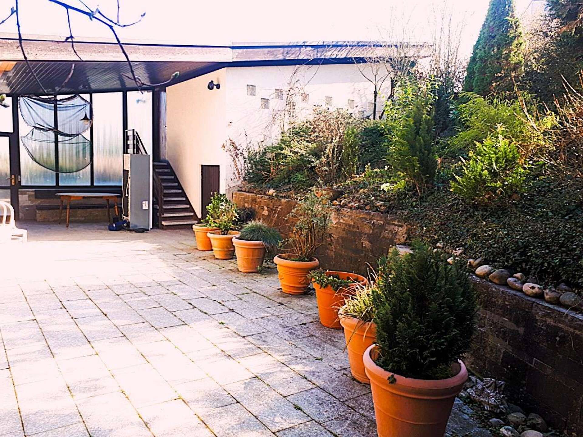 Einfamilienhaus in 71229 Leonberg mit 271 m² kaufen