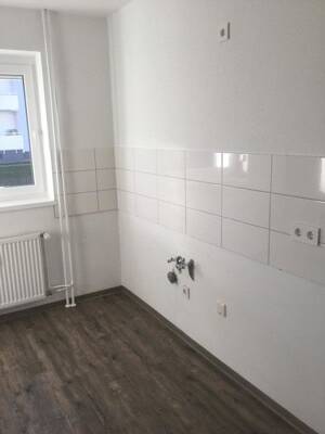 Modernes Wohnen in Sennestadt - Renovierte Wohnung mit Tageslichtbad und Balkon – 33689 Bielefeld – Vorschaubild 2