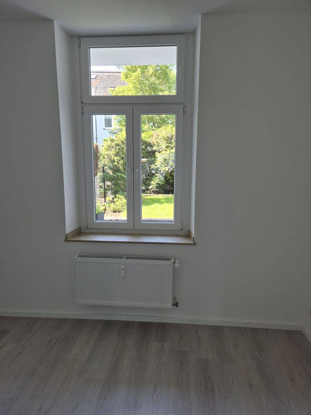 Kernsaniertes Apartment mit kleiner Terrasse – Krefeld – Vorschaubild 5