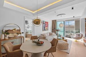 Luxus-Apartment im THE LYTE: vollmöbliert, Balkon & seitlicher Ausblick auf die Elbe – 20457 Hamburg – Vorschaubild 9
