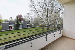 HELLE WOHNUNG MIT LOGGIA & BLICK INS GRÜNE - GUTER SCHNITT - SUPER INFRASTRUKTUR – 13403 Berlin – Vorschaubild 9