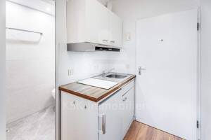 Modernisiertes Apartment mit Balkon und TG-Stellplatz in Uni-Nähe! – 50969 Köln – Vorschaubild 2