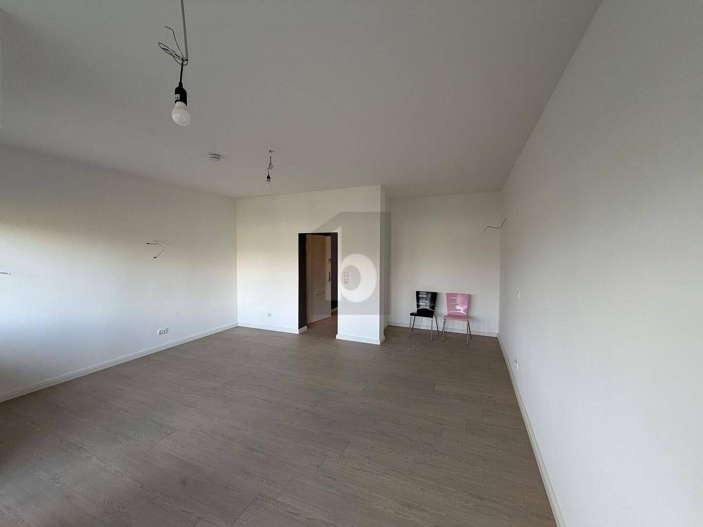 FRISCH RENOVIERT - GARTENMITBENUTZUNG – Berlin – Vorschaubild 4